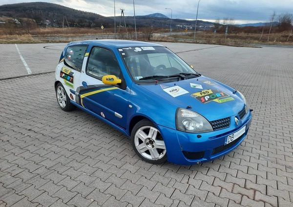 Renault Clio cena 35500 przebieg: 5000, rok produkcji 2002 z Wałbrzych małe 137